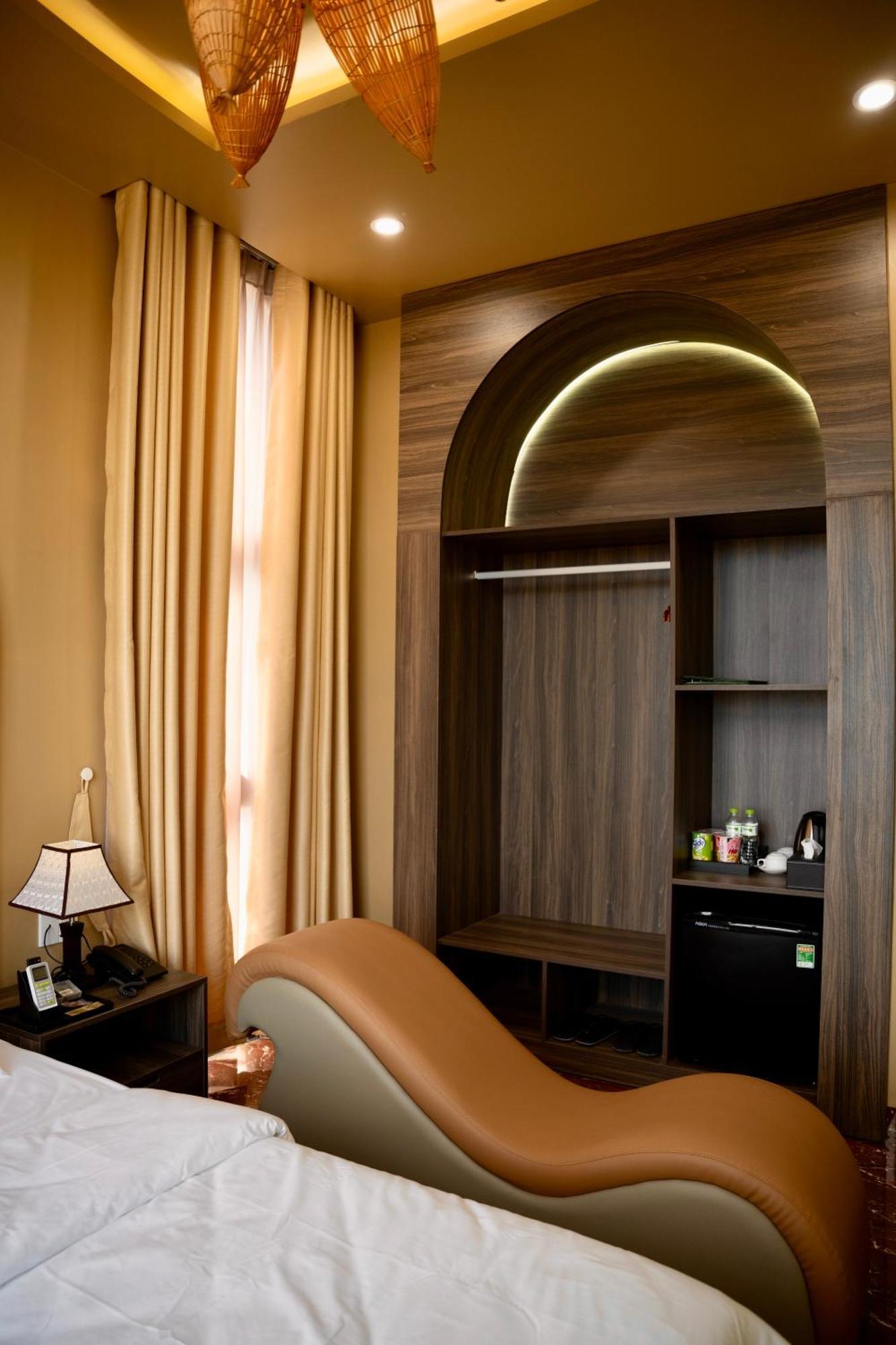 Tuyet Suong Hotel Quảng Ngãi Ngoại thất bức ảnh